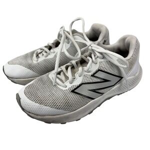 New Balance Youth Size 2.5M Dynasoft 4040v7 Turf-Trainer White Baseball Shoes